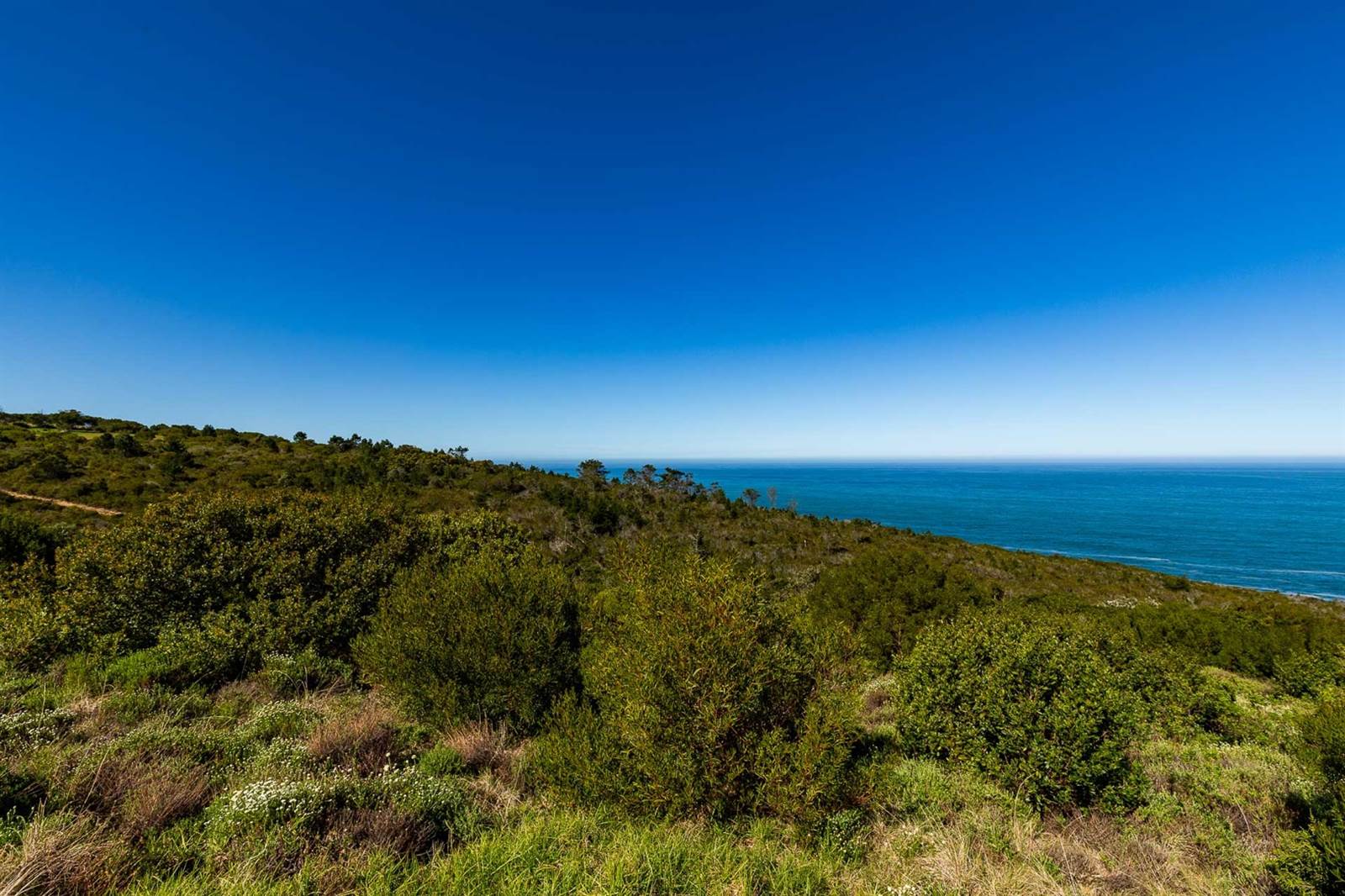 833 m² Land available in Le Grand Golf Estate photo number 9