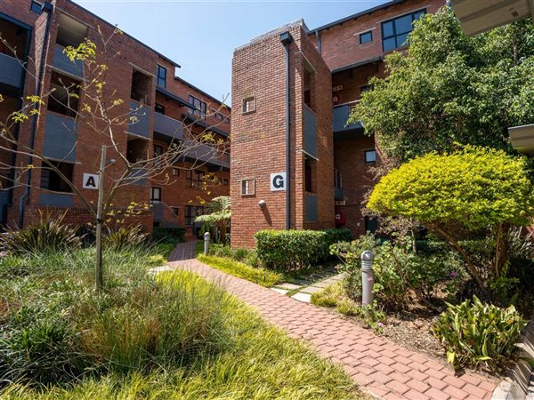 1 Bed Apartment in Atholl Gardens