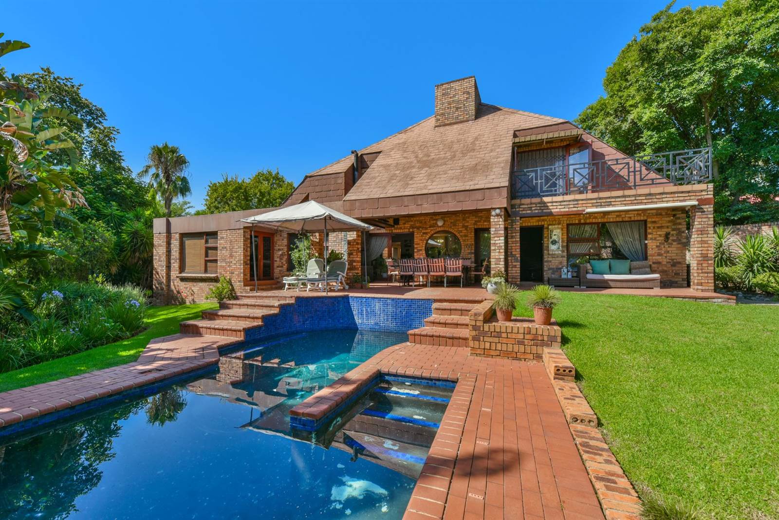 3 Bed House in Lonehill photo number 1