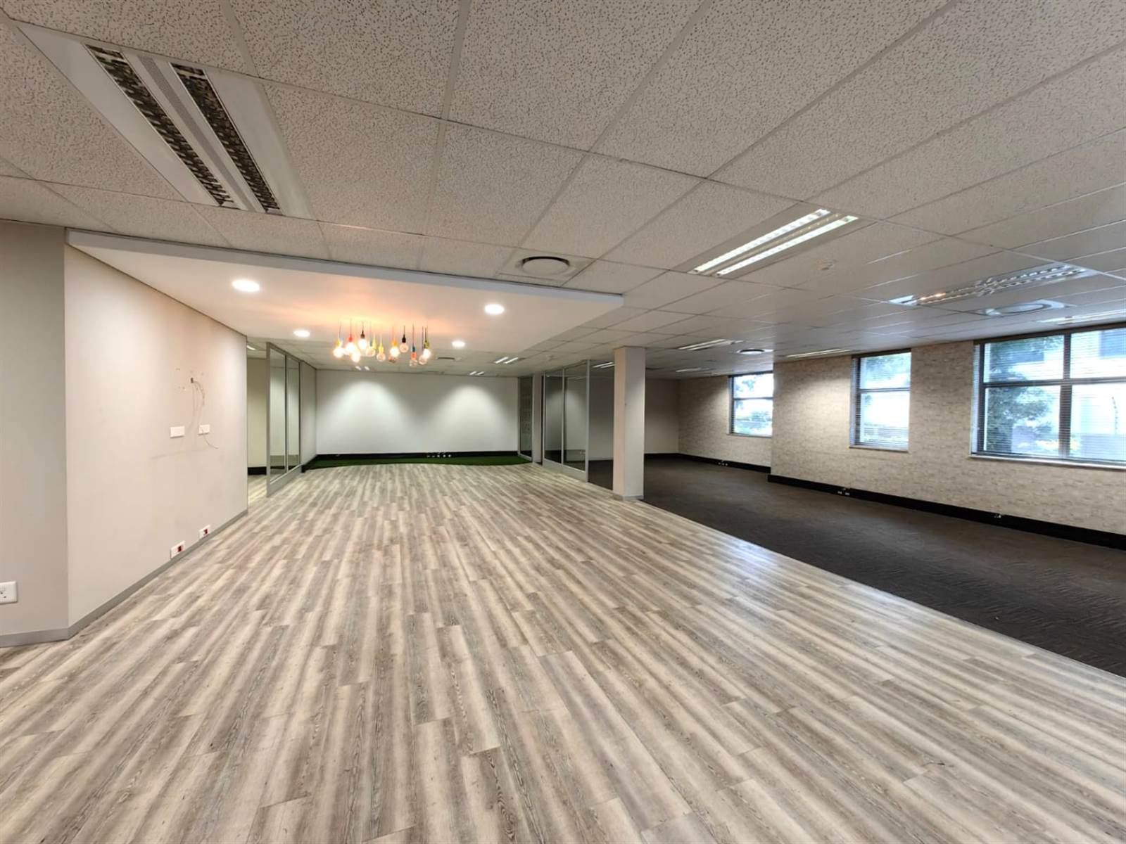 1280  m² Commercial space in Bryanston photo number 5