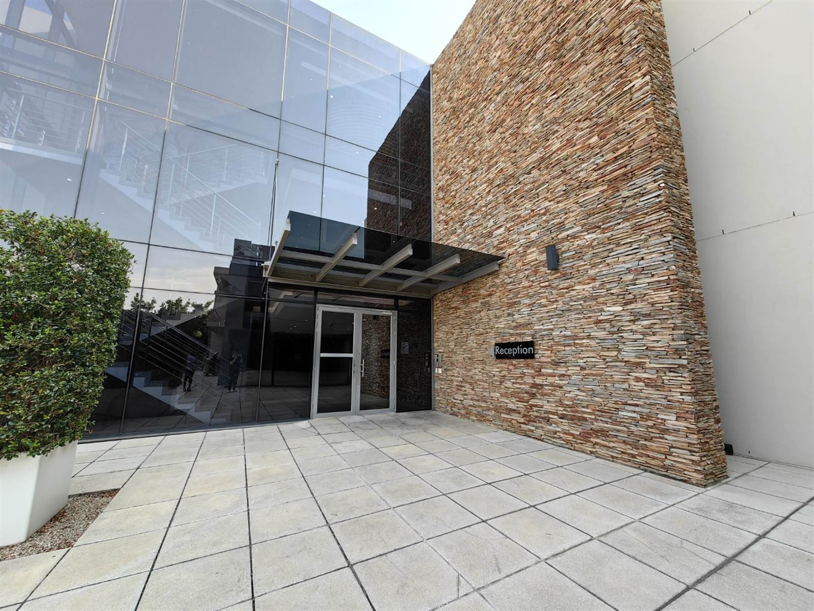 1280  m² Commercial space in Bryanston photo number 2