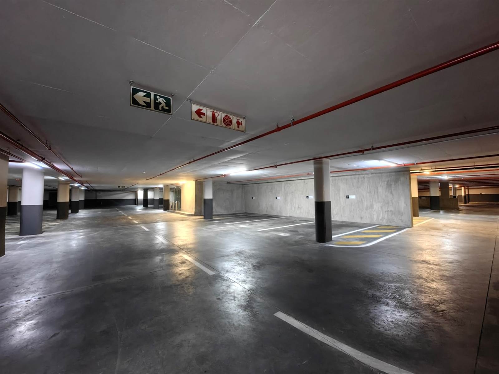 1280  m² Commercial space in Bryanston photo number 29