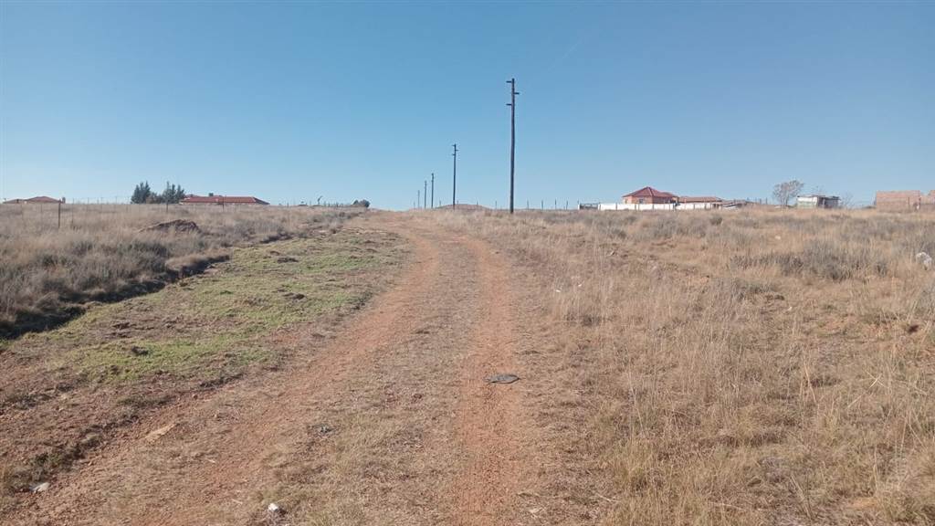 1405 m² Land available in Kaydale photo number 6