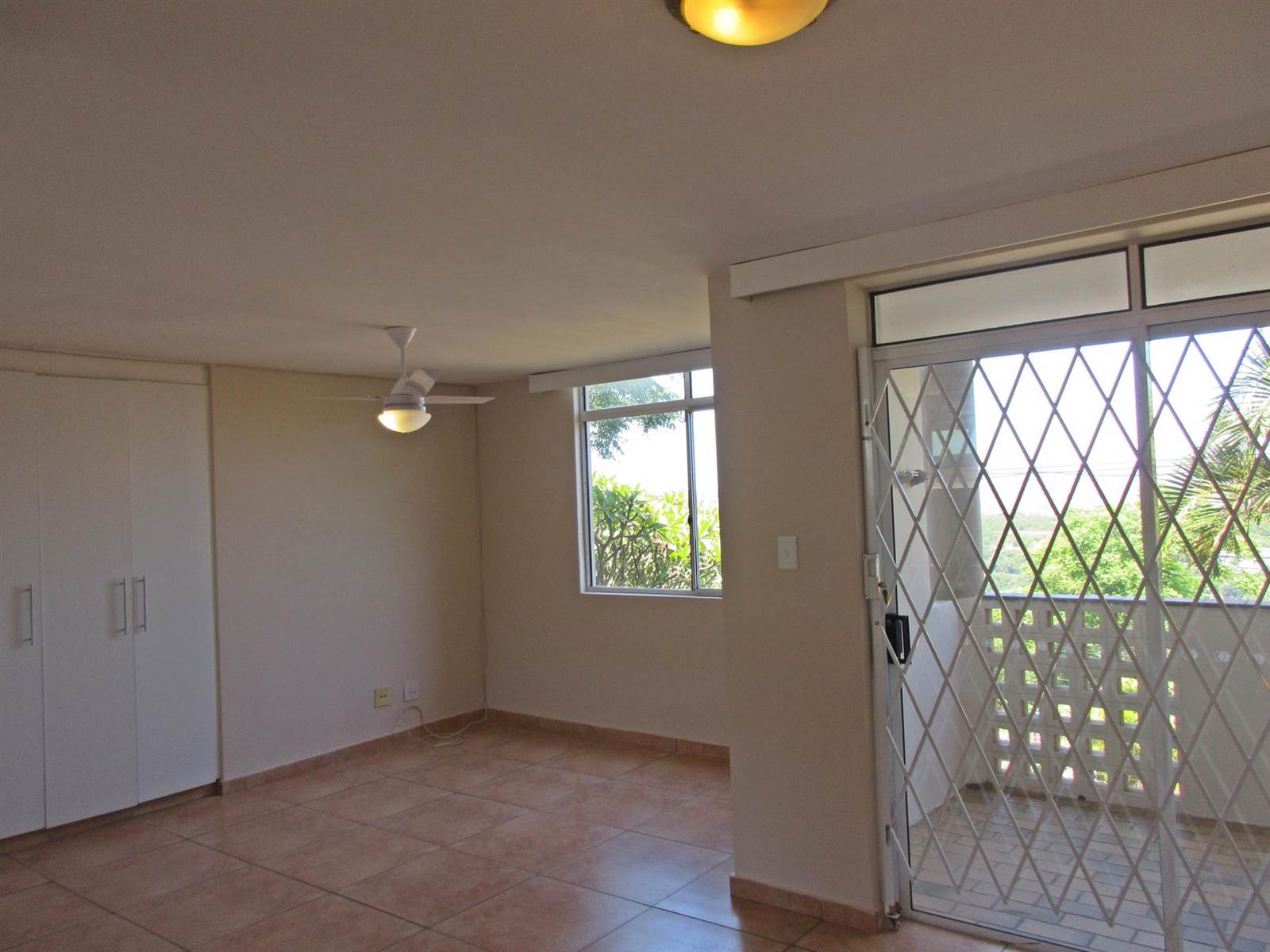 2 Bed Apartment in Umgeni Park photo number 17
