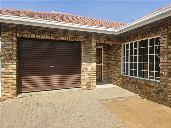 3 Bedroom House 3 Bedroom House