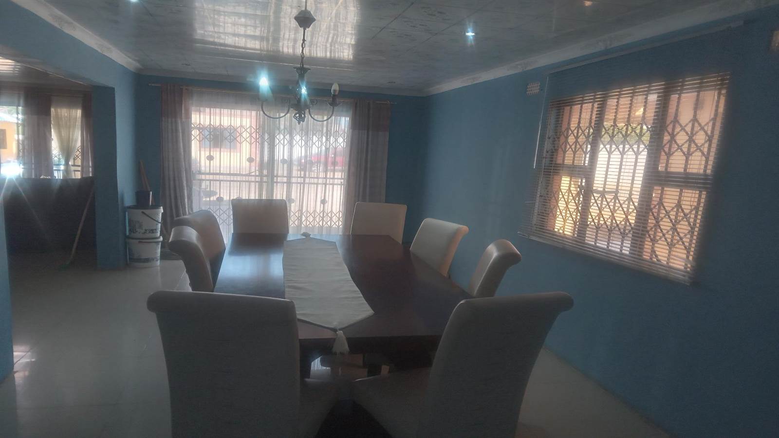 3 Bed House in Umlazi photo number 15