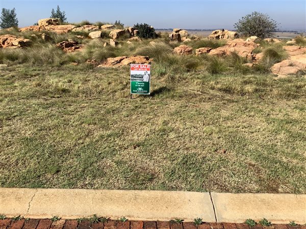 1297 m² Land available in Kungwini Country Estate