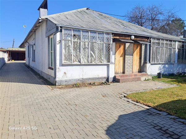 11 Bedroom House 11 Bedroom House
