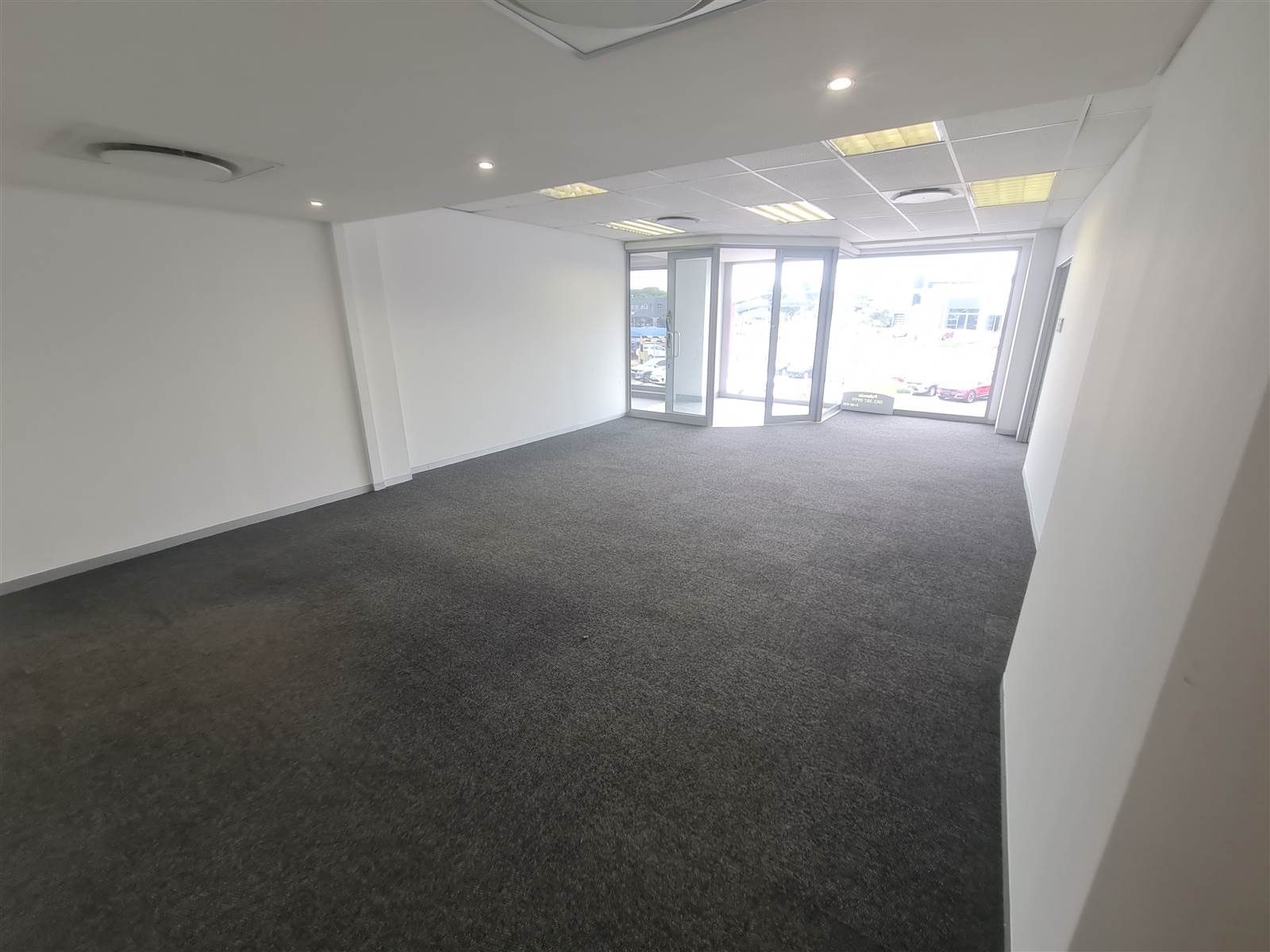 274  m² Commercial space in Annlin photo number 8