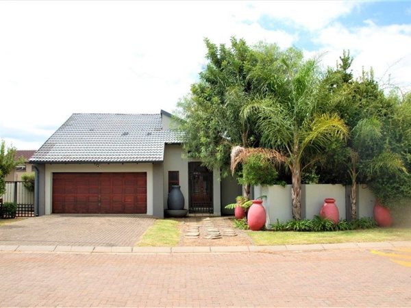 3 Bedroom House 3 Bedroom House