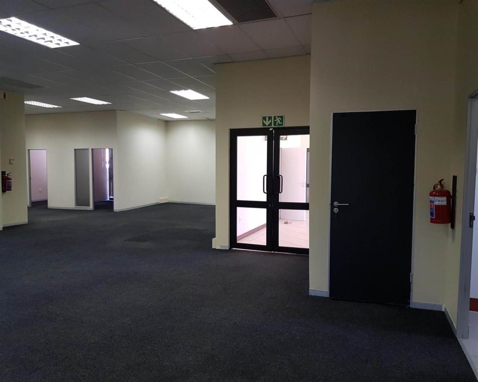 282  m² Office Space in Highveld photo number 4