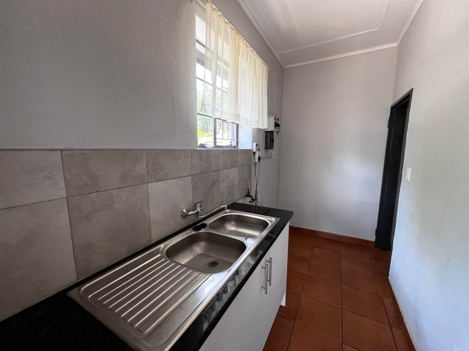 4 Bed House in Thabazimbi photo number 7