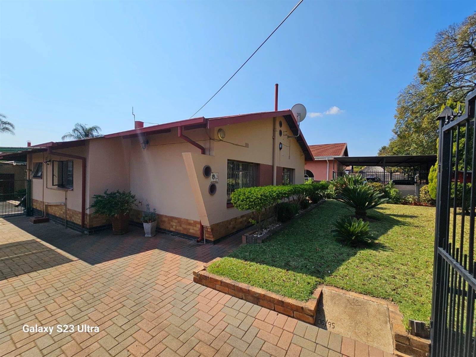 3 Bed House in Pretoria Gardens photo number 3