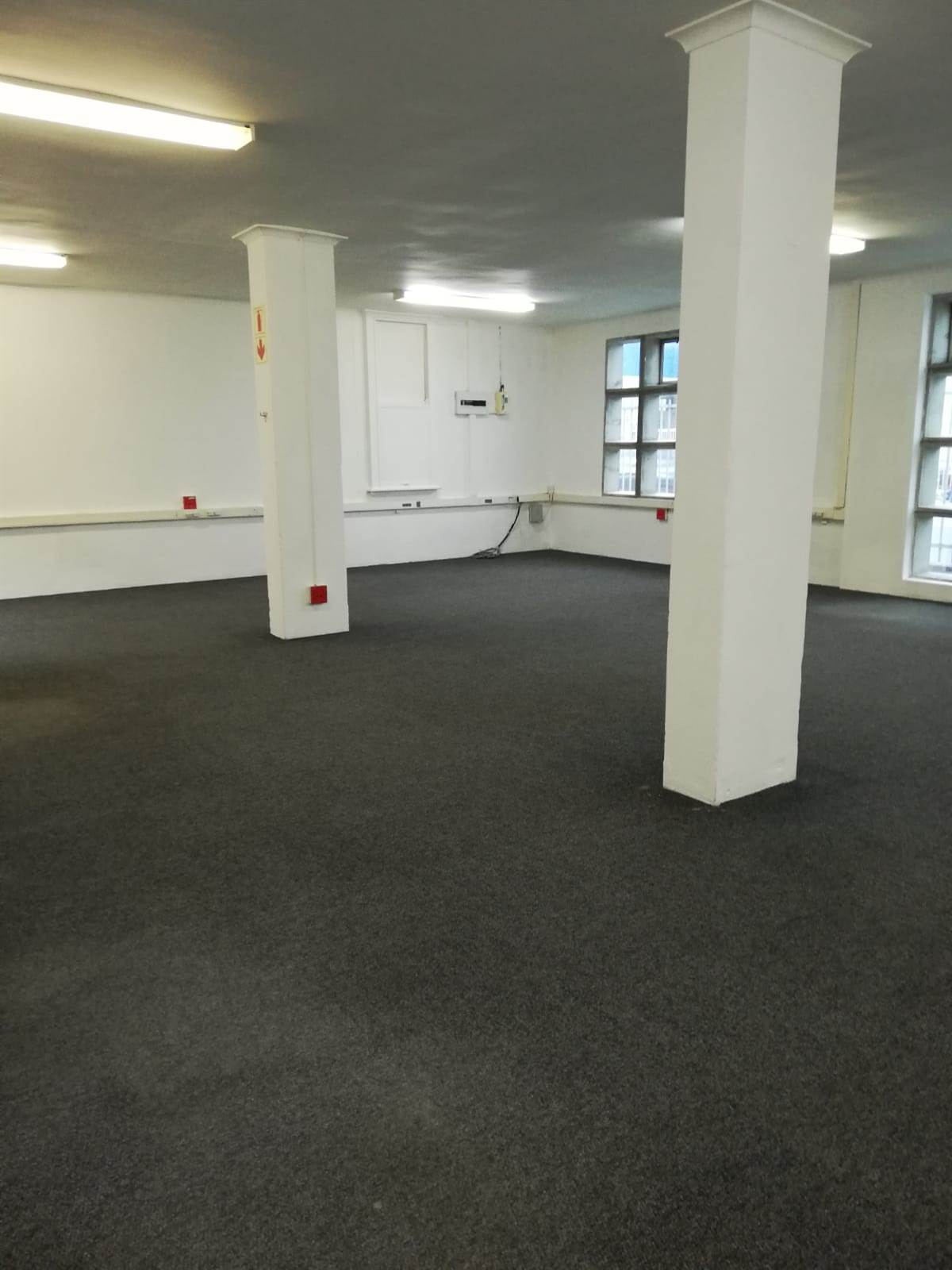 85  m² Office Space in Maitland photo number 4