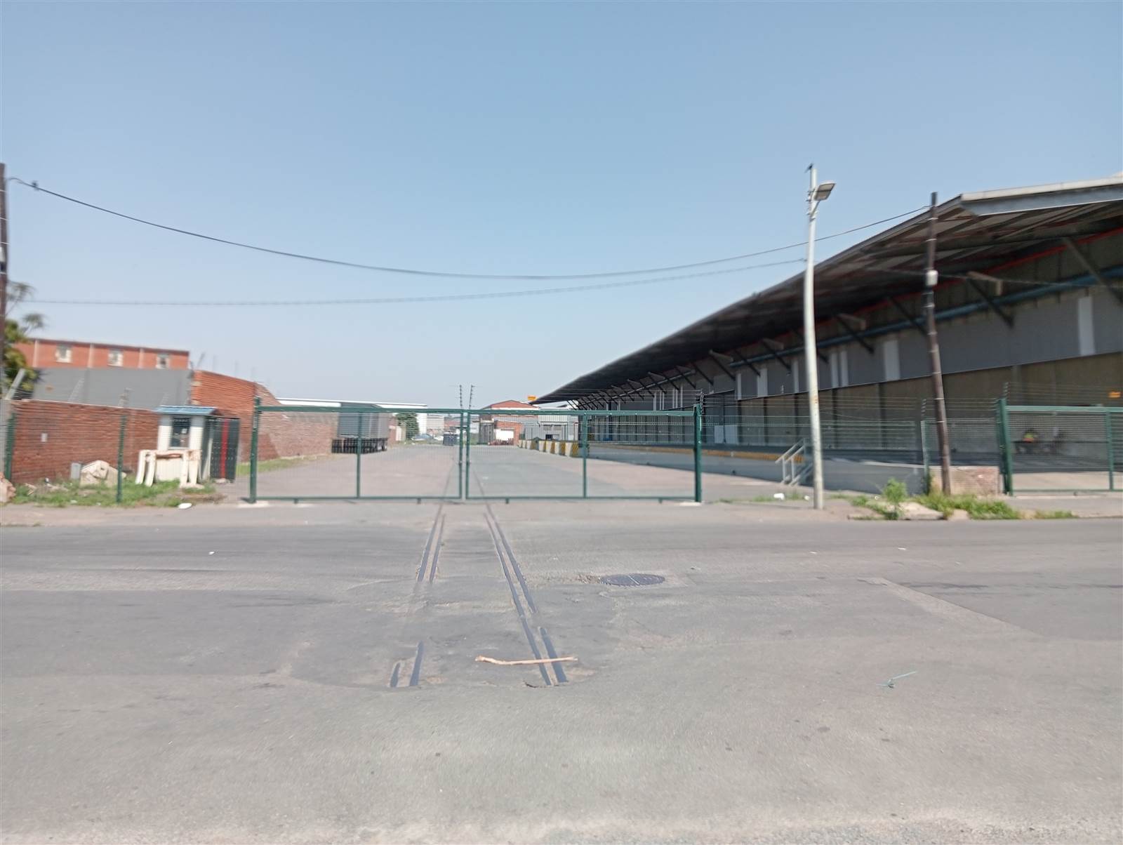 370  m² Industrial space in Congella photo number 1