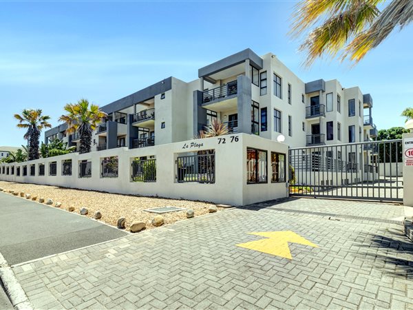 3 Bedroom Apartment 3 Bedroom Apartment