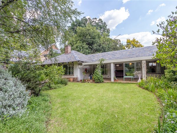 4 Bedroom House 4 Bedroom House