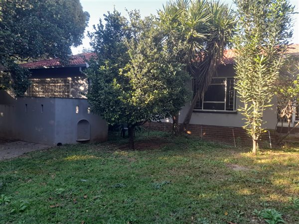 4 Bedroom House 4 Bedroom House