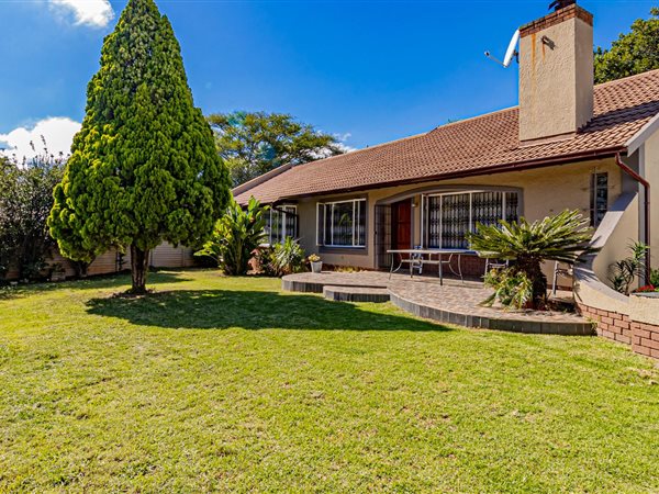 3 Bedroom House 3 Bedroom House