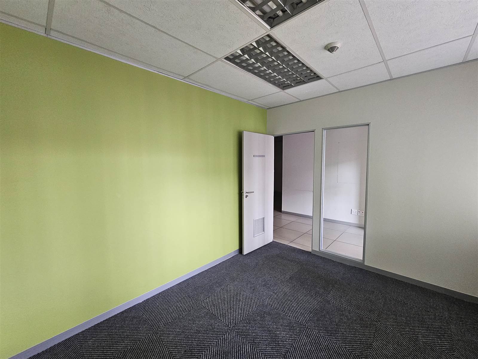 815  m² Commercial space in Centurion CBD photo number 30