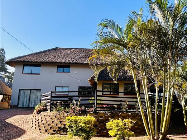 3 Bedroom Townhouse 3 Bedroom Townhouse