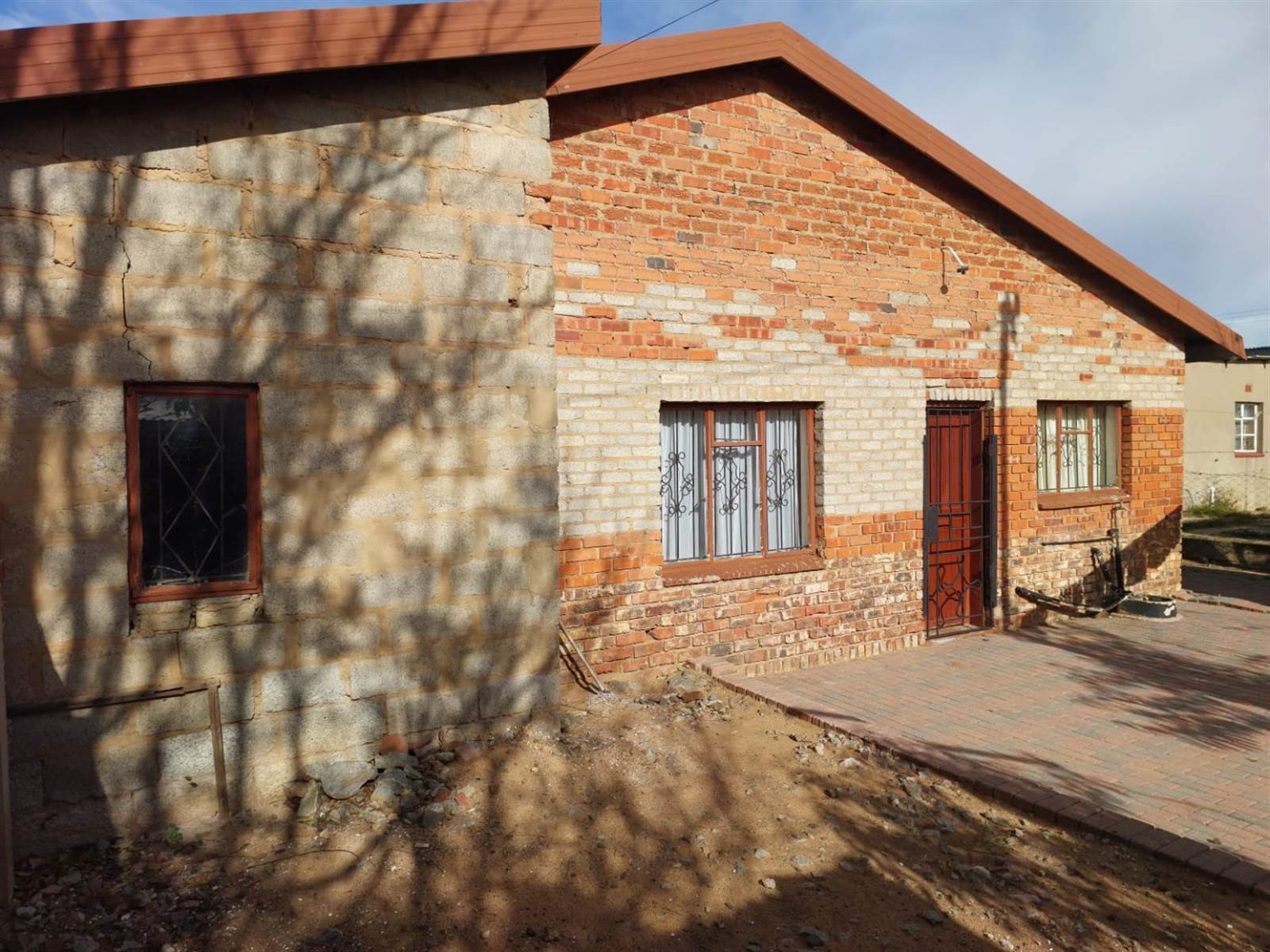 3 Bed House in Kutlwanong photo number 7