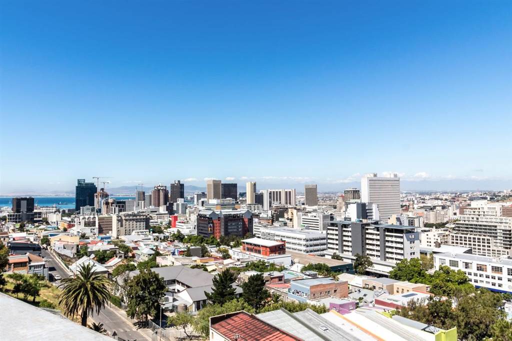 1 Bed Apartment in Bo-Kaap photo number 17