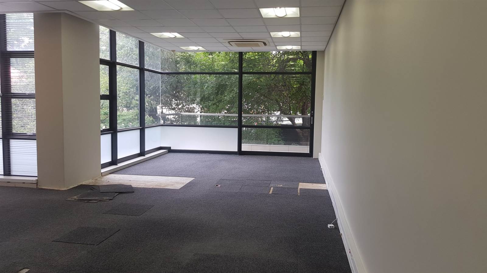 185  m² Commercial space in Oaklands photo number 9