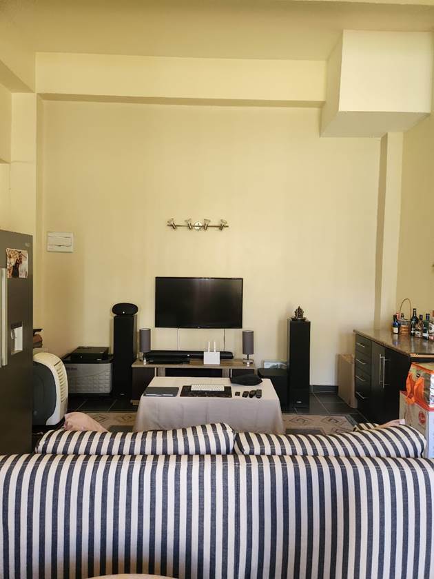 1 Bed Apartment in Richmond photo number 3