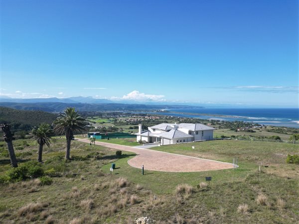 1022 m² Land available in Baron View