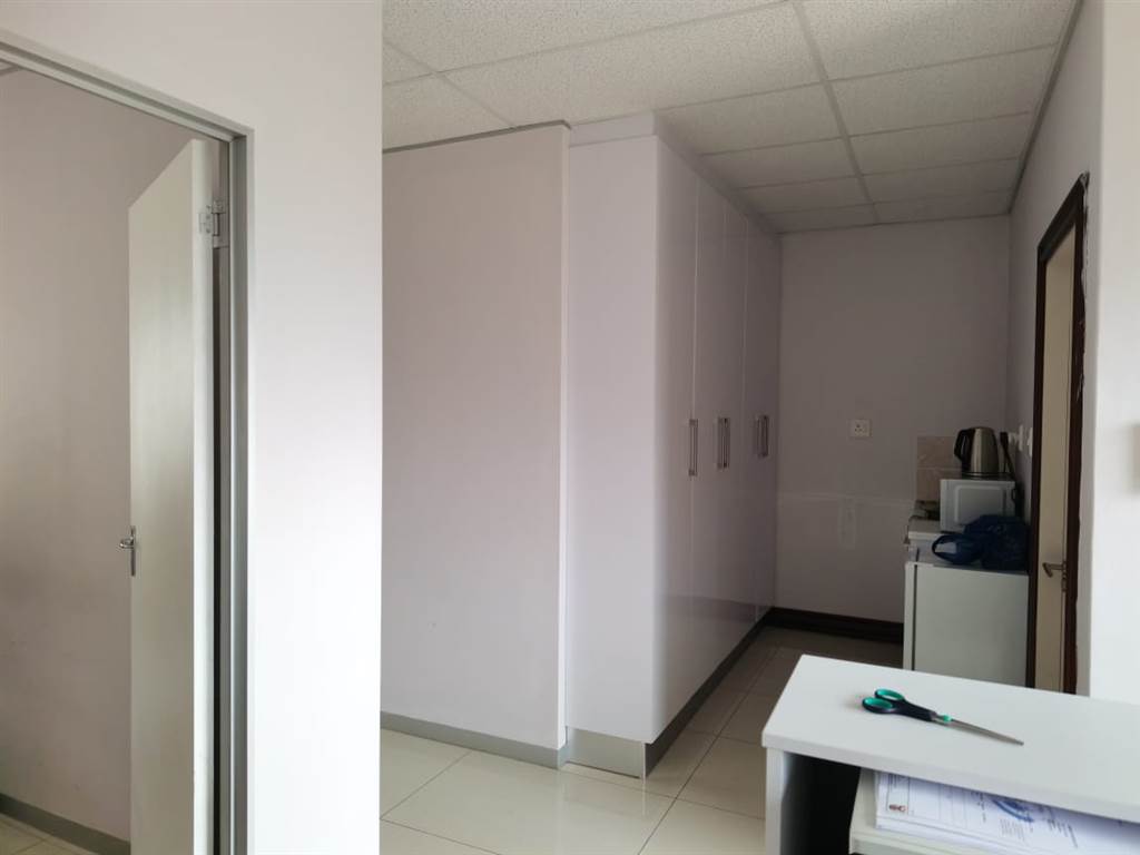 57  m² Commercial space in Umhlanga Ridge photo number 10