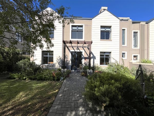 3 Bedroom House 3 Bedroom House