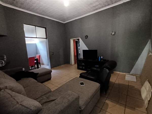 12 Bed House in Pretoria West