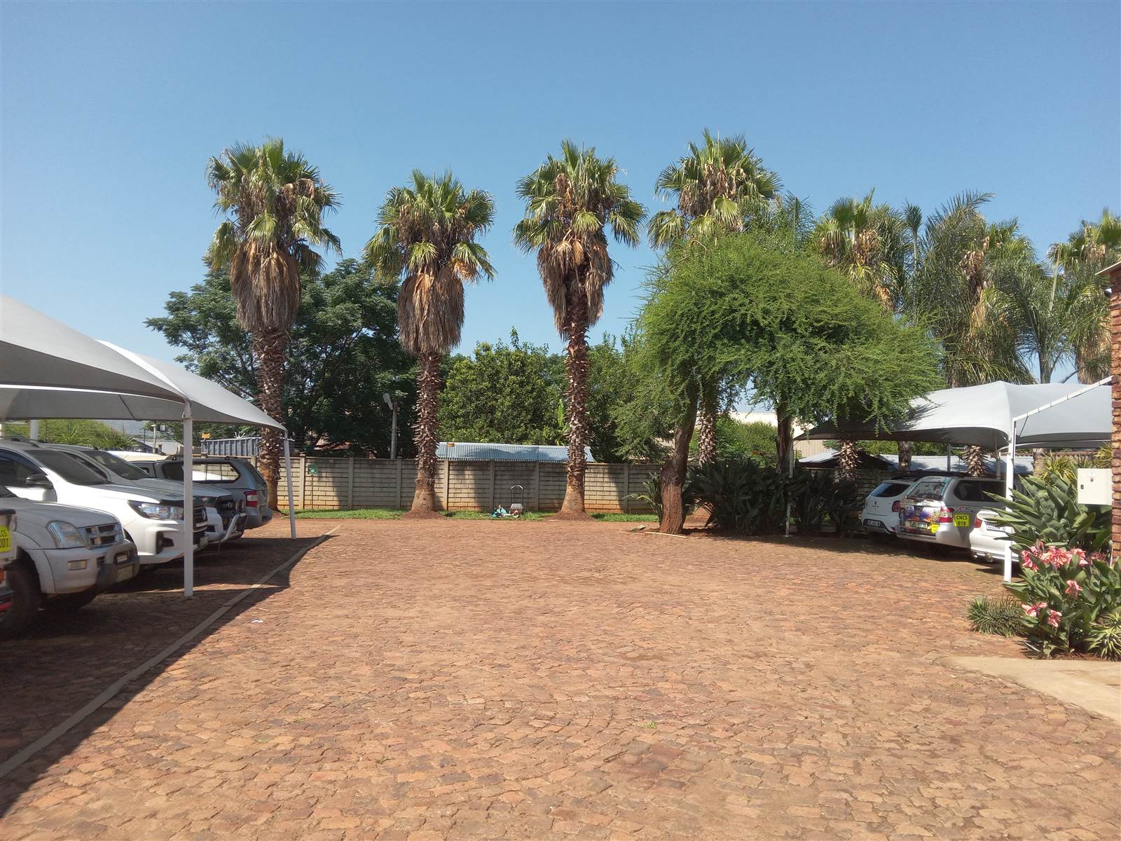 180  m² Industrial space in Syferfontein photo number 13