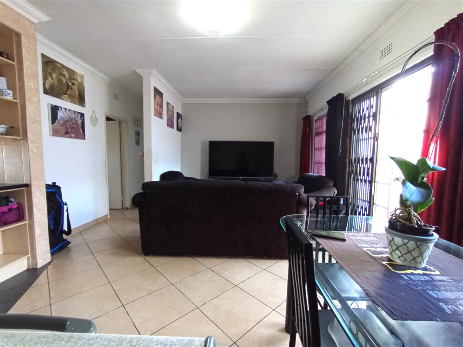 3 Bed Townhouse in Boksburg West photo number 12
