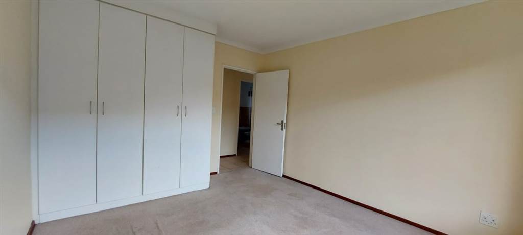 2 Bed Apartment in Rynfield photo number 3
