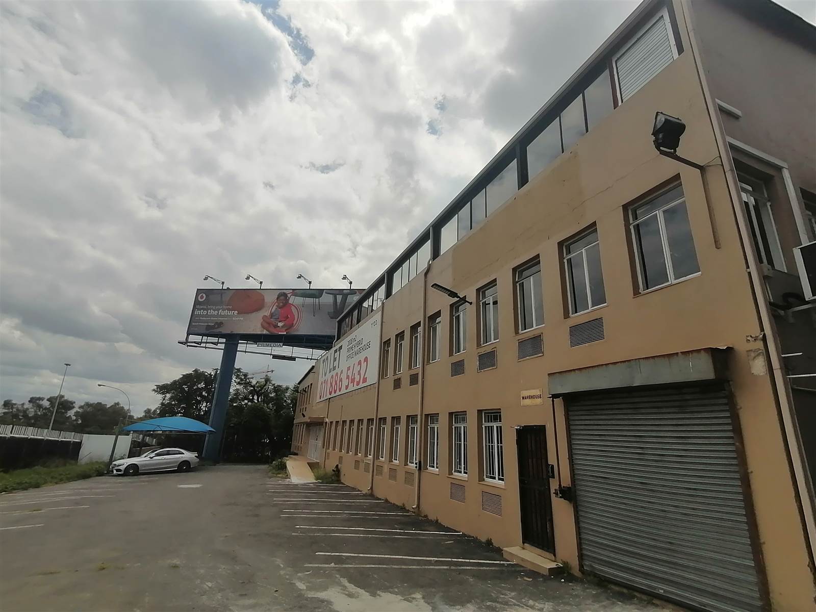 2008  m² Commercial space in Wynberg photo number 2