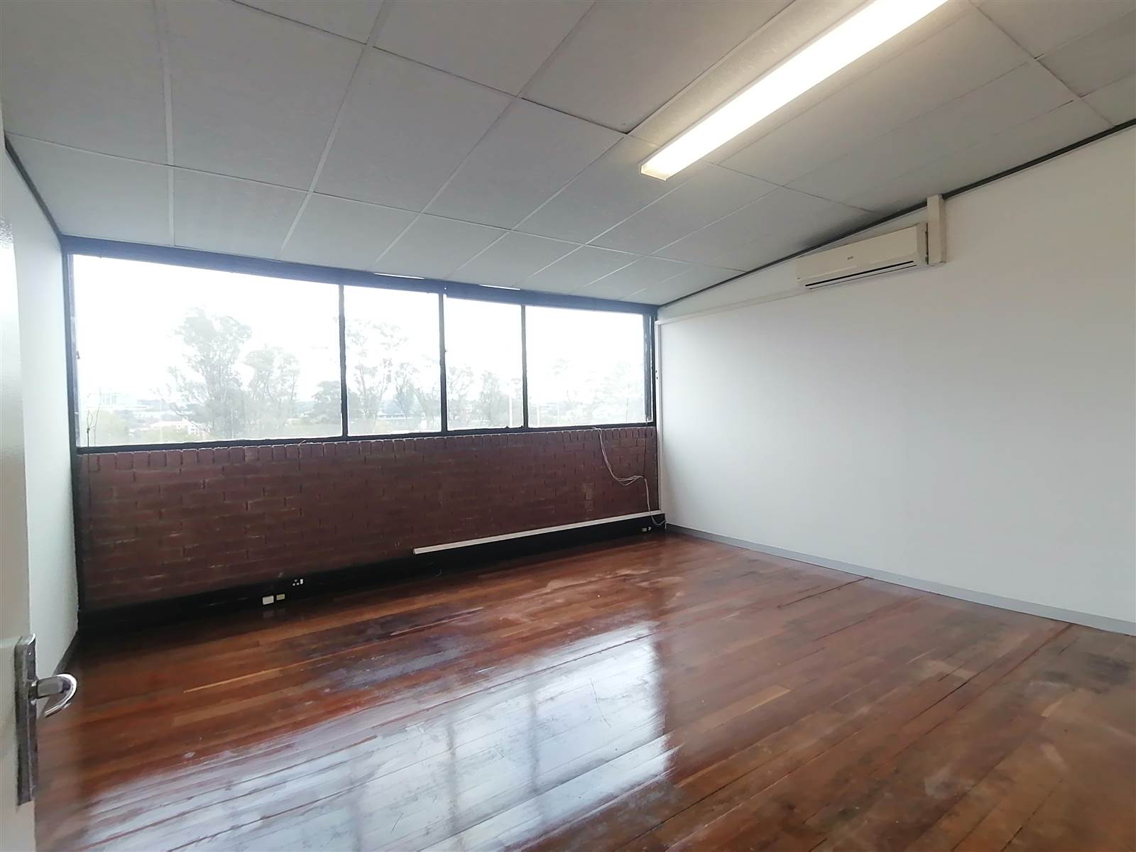 2008  m² Commercial space in Wynberg photo number 29
