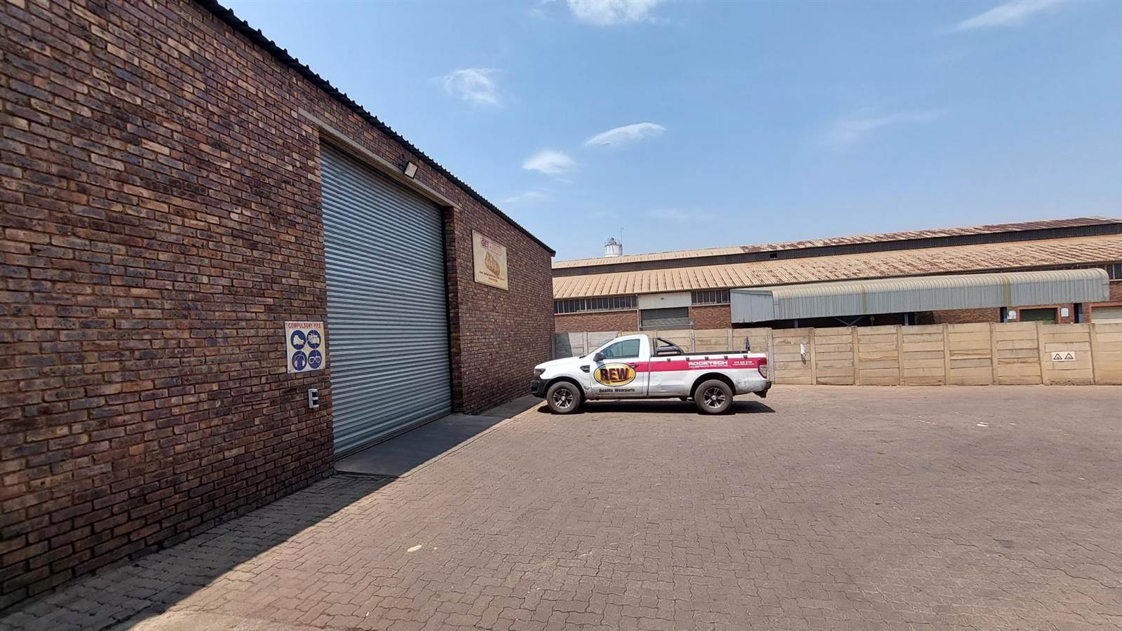 1250  m² Industrial space in Middelburg Central photo number 2