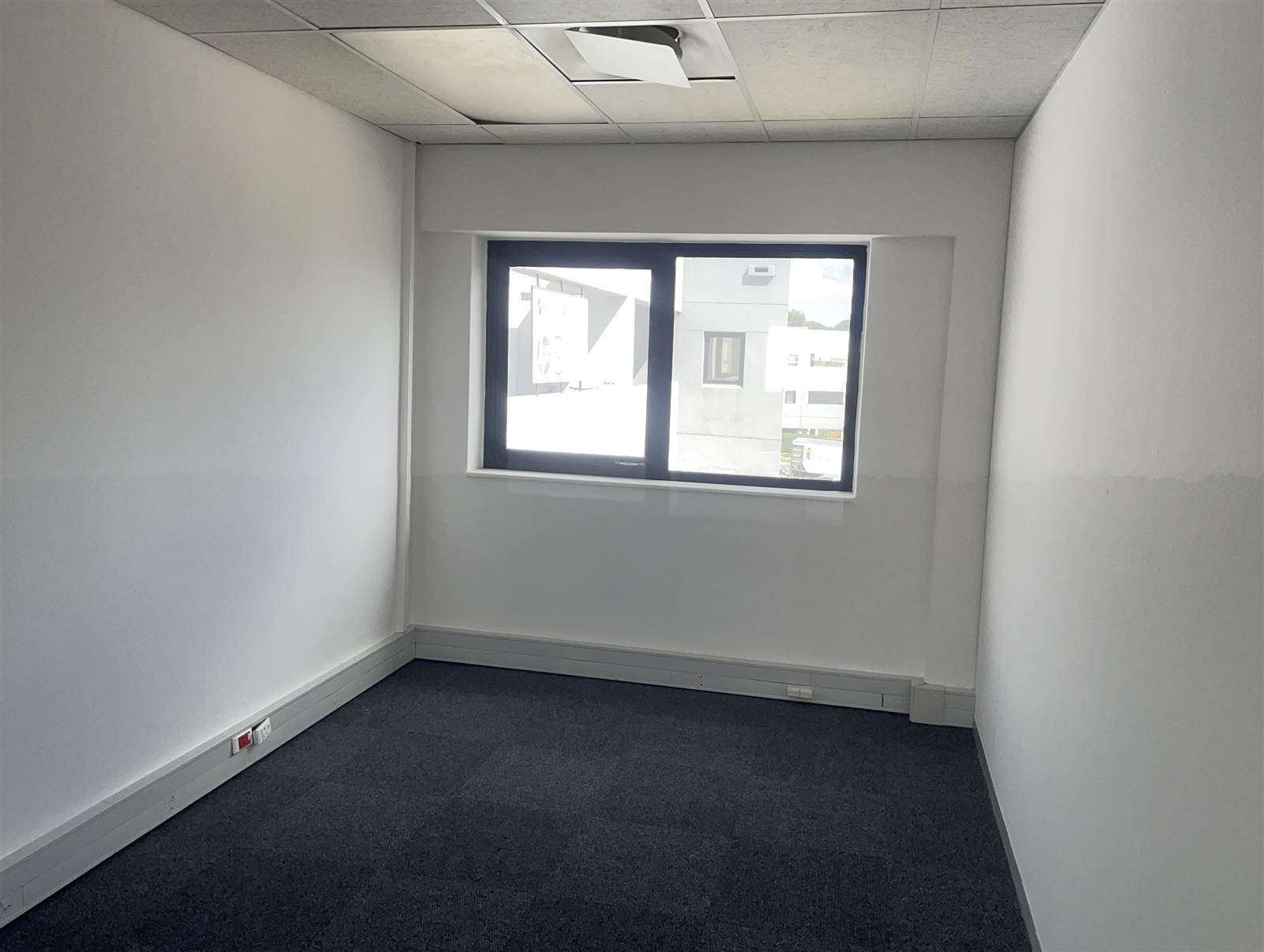 228  m² Commercial space in Midridge Park photo number 14