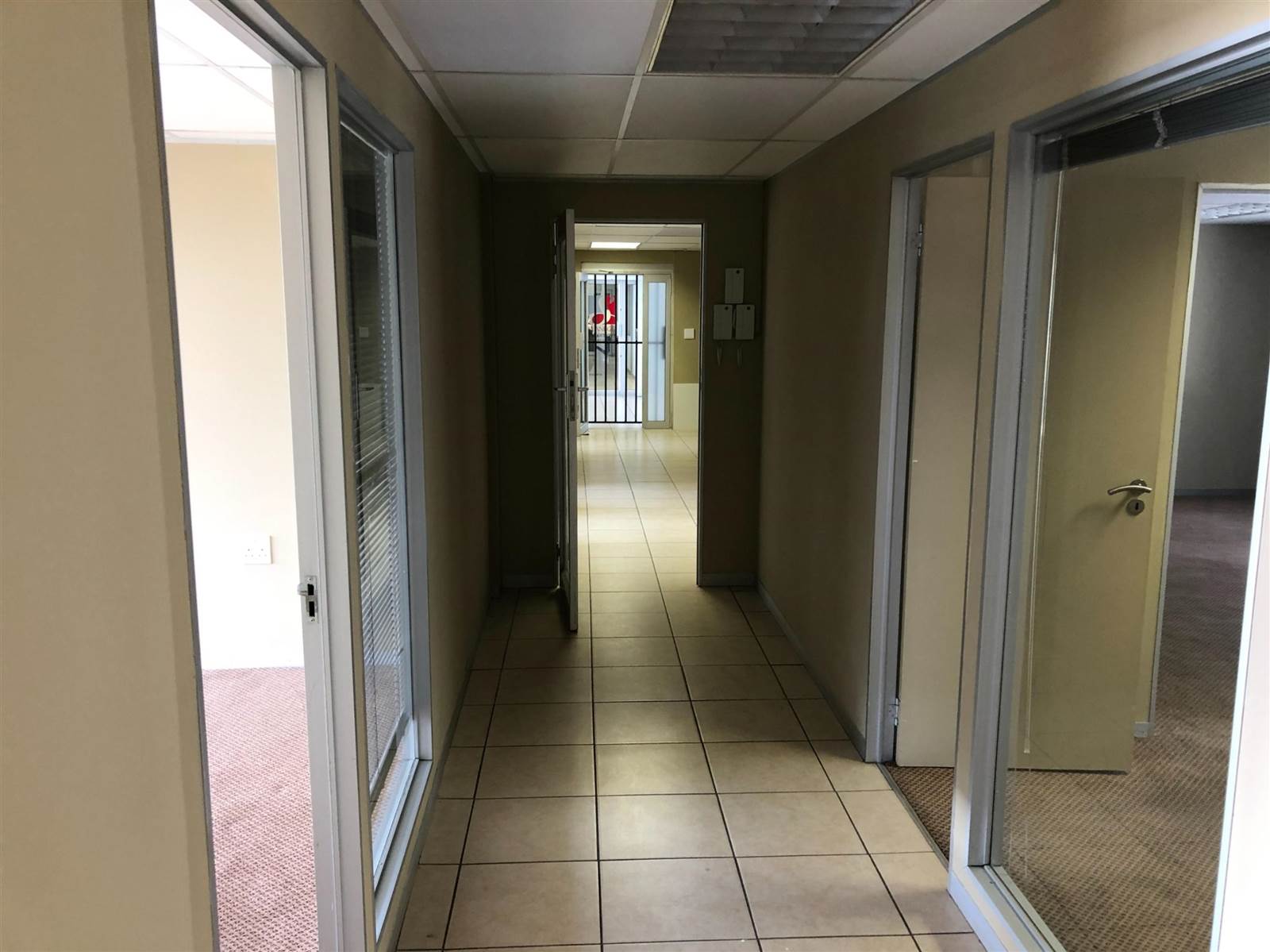 248  m² Commercial space in Kyalami photo number 16
