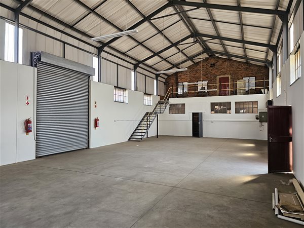 270  m² Industrial space