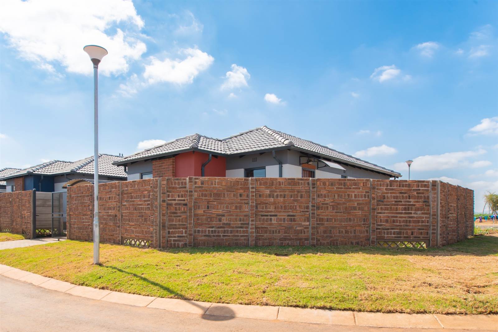 3 Bed House in Katlehong photo number 18