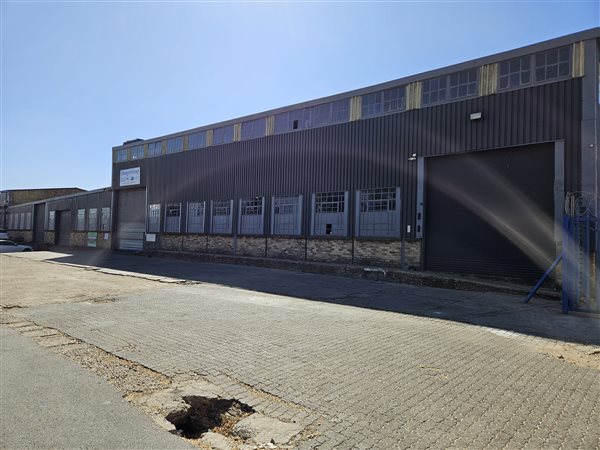 10 209  m² Industrial space