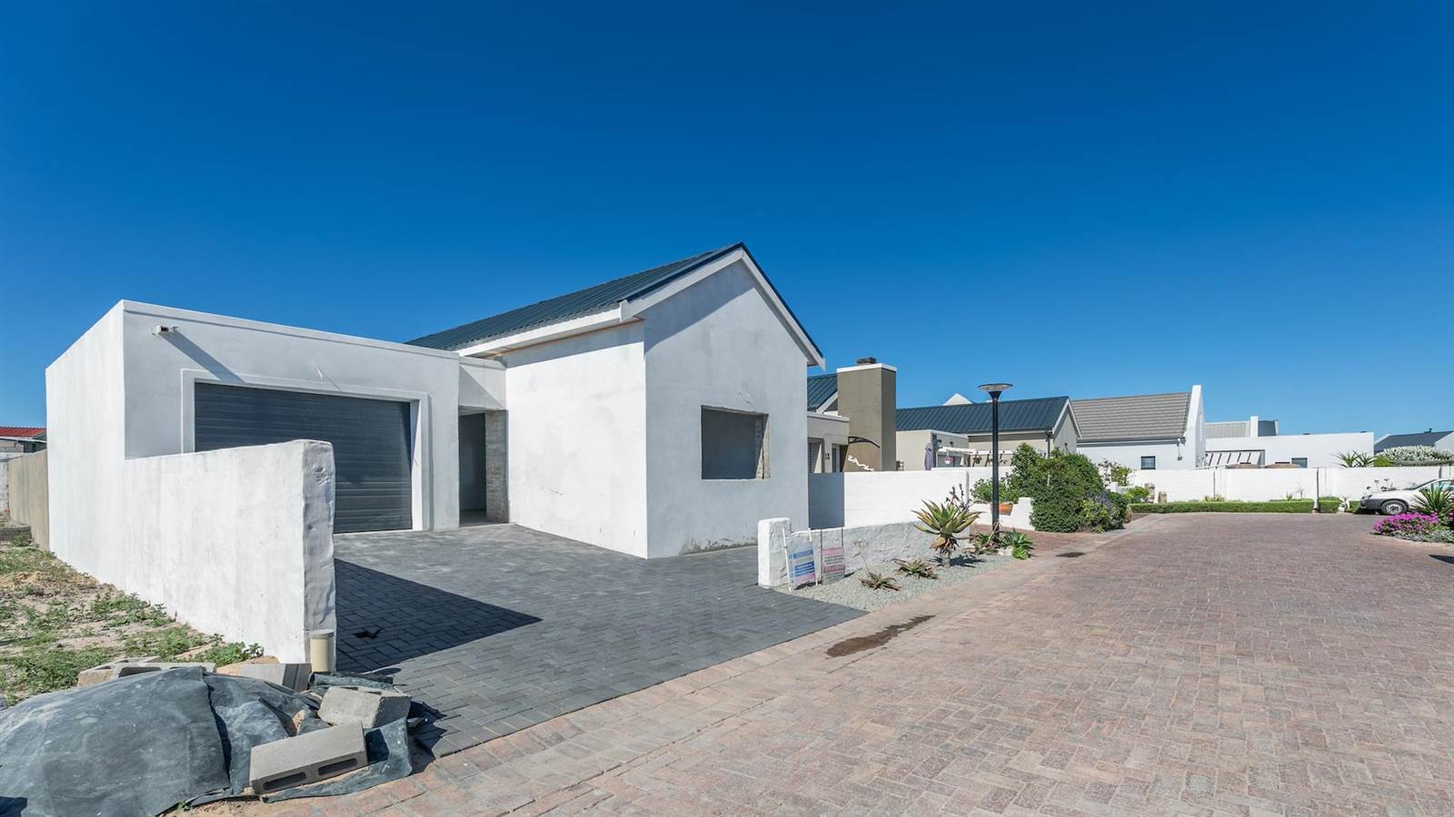 2 Bed House in Yzerfontein photo number 20