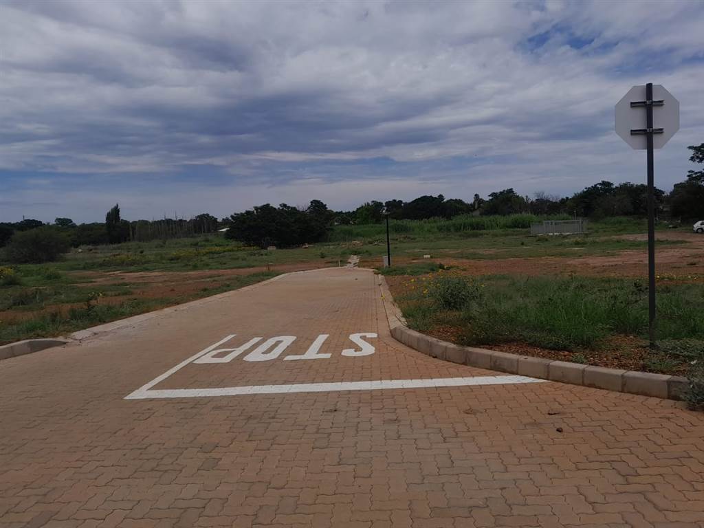 391 m² Land available in Kuruman photo number 6
