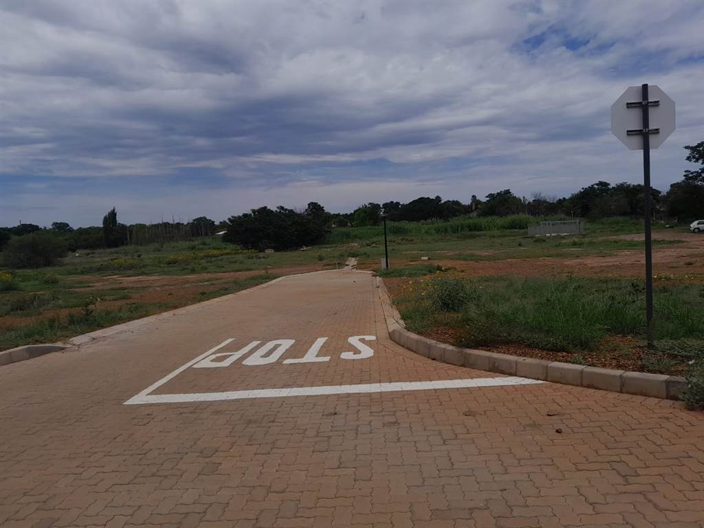 391 m² Land available in Kuruman photo number 4