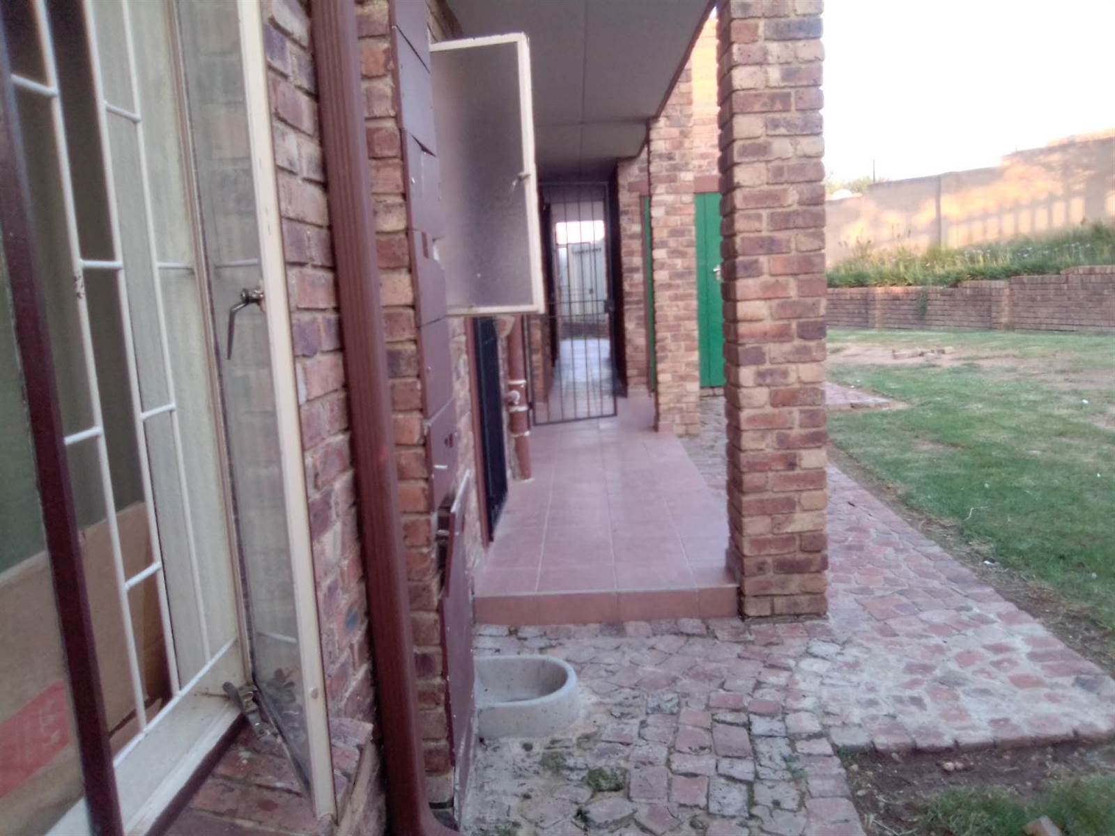 2 Bed Apartment in Olievenhoutbosch photo number 25