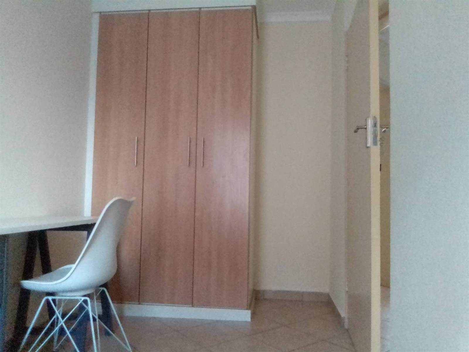 2 Bed Apartment in Olievenhoutbosch photo number 15