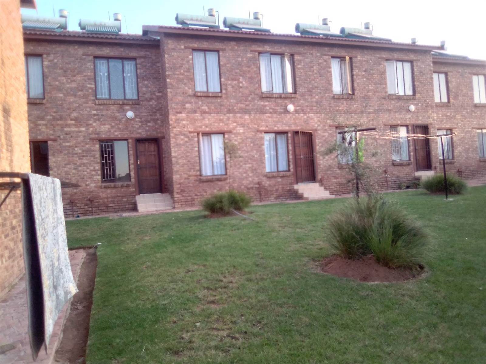 2 Bed Apartment in Olievenhoutbosch photo number 28